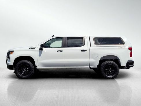 Used 2024 Chevrolet Silverado 1500 Custom Trail Boss w/ LPO, Dark Essentials Package image 7