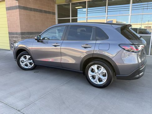Used 2025 Honda HR-V LX image 5