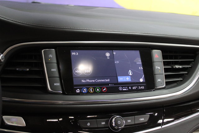 Used 2023 Buick Enclave Avenir w/ Avenir Technology Package AWD/4WD image 19