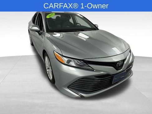 Used 2019 Toyota Camry L image 1