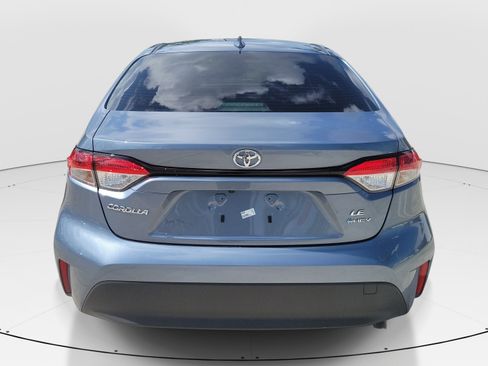 Used 2026 Toyota Corolla LE FWD image 6