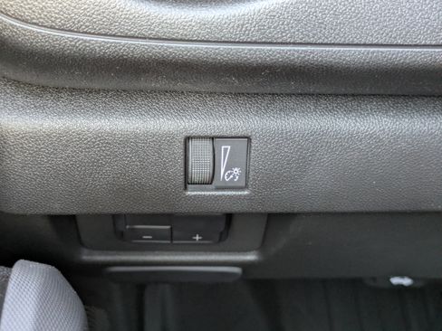 New 2025 Chevrolet Colorado Trail Boss w/ Off-Road Front Bumper Package image 13