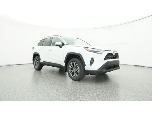 Used 2024 Toyota RAV4 XLE Premium w/ Weather Package AWD/4WD image 33