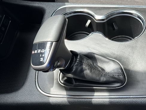 Used 2018 Dodge Durango SXT w/ 3rd Row Seating Group RWD image 22