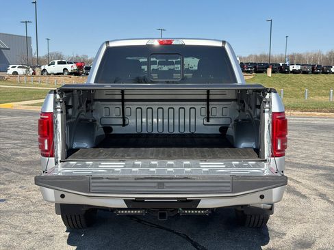 Used 2016 Ford F150 XLT w/ Equipment Group 302A Luxury AWD/4WD image 40