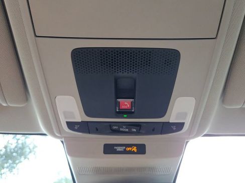 Certified 2025 Honda Accord LX image 26