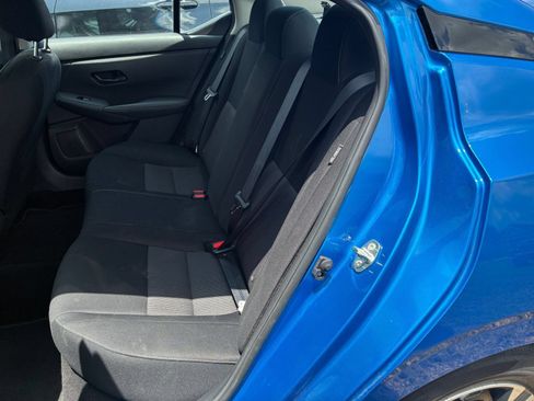 Used 2025 Nissan Sentra SV FWD image 31