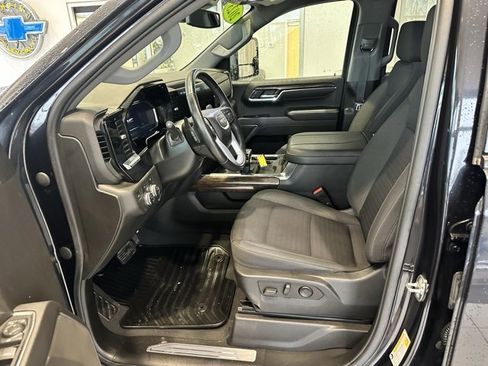 Used 2023 GMC Sierra 1500 Elevation image 8