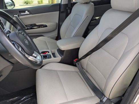 Used 2020 Kia Sportage EX w/ Option Group 15 AWD/4WD image 26