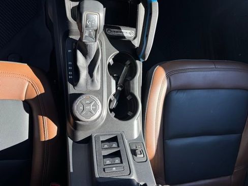 Used 2023 Ford Bronco Outer Banks image 24