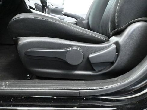 Used 2018 Nissan Sentra SV image 19