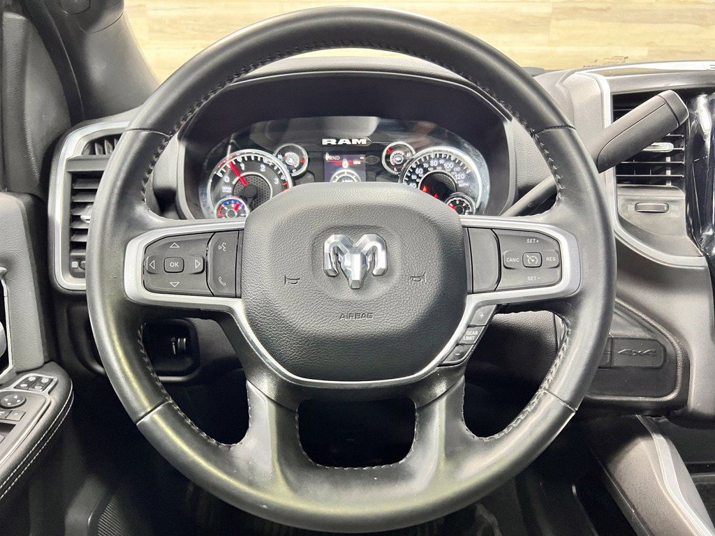 Used 2024 RAM 3500 Big Horn w/ Sport Appearance Package AWD/4WD image 4