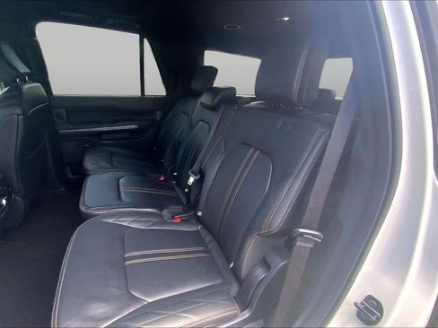 Used 2024 Ford Expedition Platinum RWD image 20