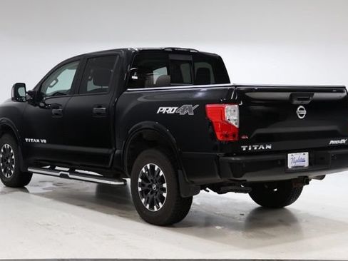 Used 2018 Nissan Titan PRO-4X AWD/4WD image 6