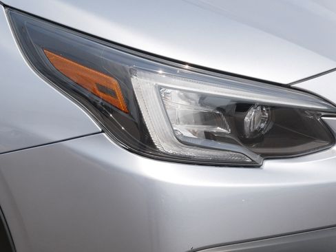 Used 2022 Subaru Outback AWD/4WD image 16