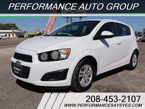 Used 2014 Chevrolet Sonic LT FWD image 7