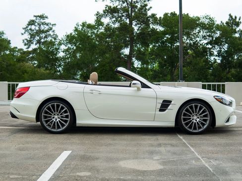 Used 2017 Mercedes-Benz SL 450 image 17
