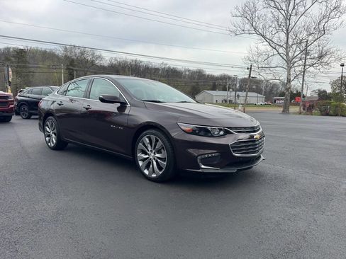 Used 2016 Chevrolet Malibu Premier w/ Driver Confidence Package image 4