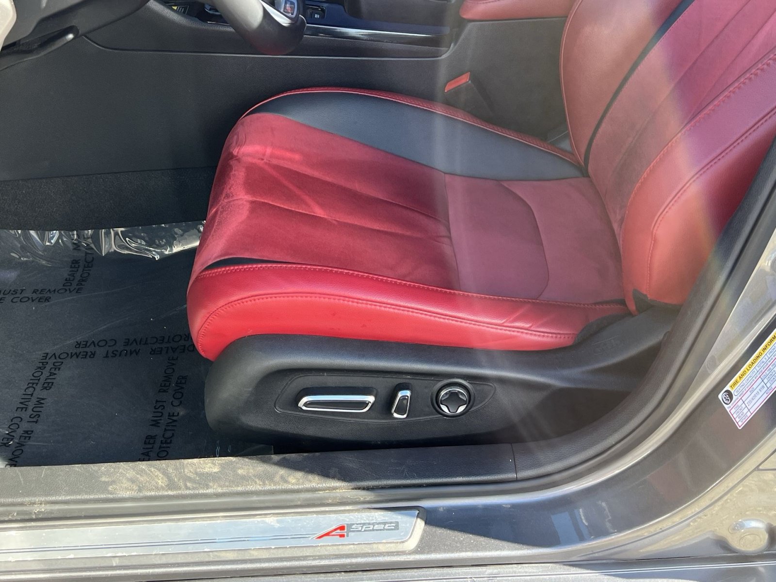 Used 2024 Acura Integra A-Spec w/ Technology Package FWD image 11