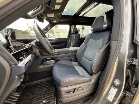 New 2026 INFINITI QX80 4WD w/ Sport Exterior Package image 15