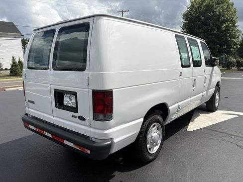 Used 2013 Ford E-150 and Econoline 150 RWD image 7