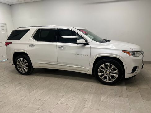 Used 2018 Chevrolet Traverse Premier image 11