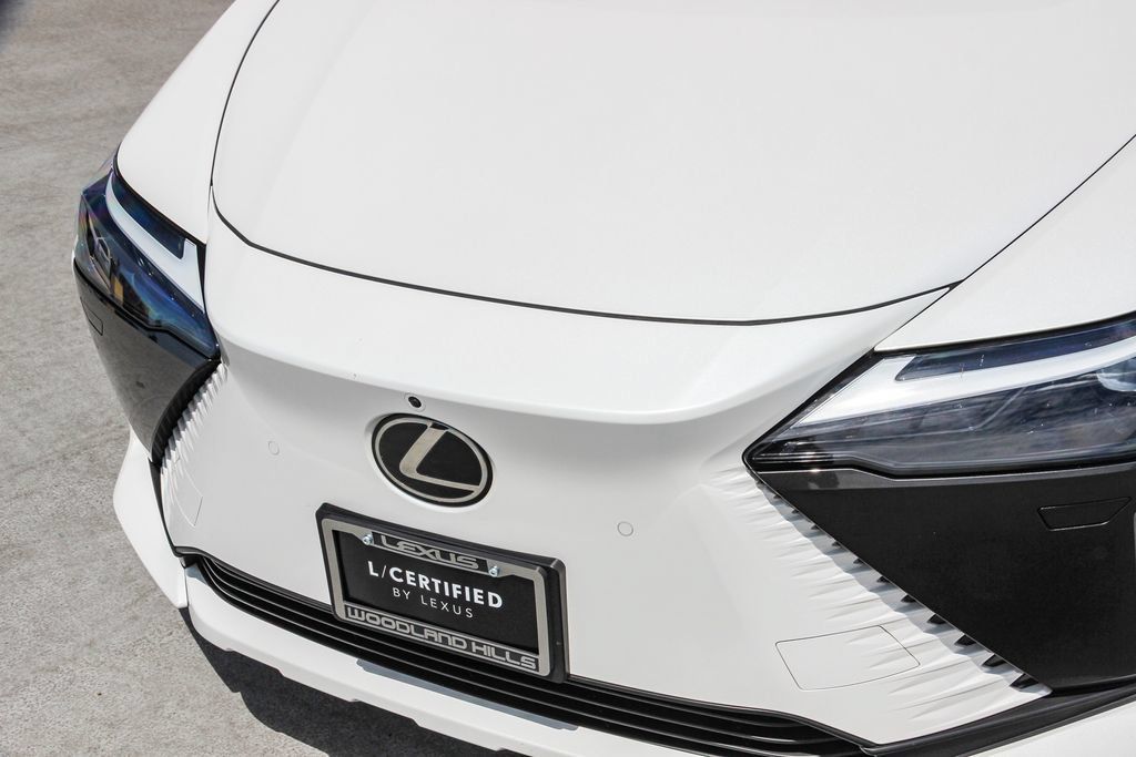Certified 2023 Lexus RZ 450e Premium w/ Technology Package AWD/4WD image 10