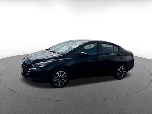 Used 2025 Nissan Versa SV FWD image 6