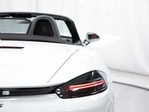 Certified 2022 Porsche 718 Boxster GTS image 33