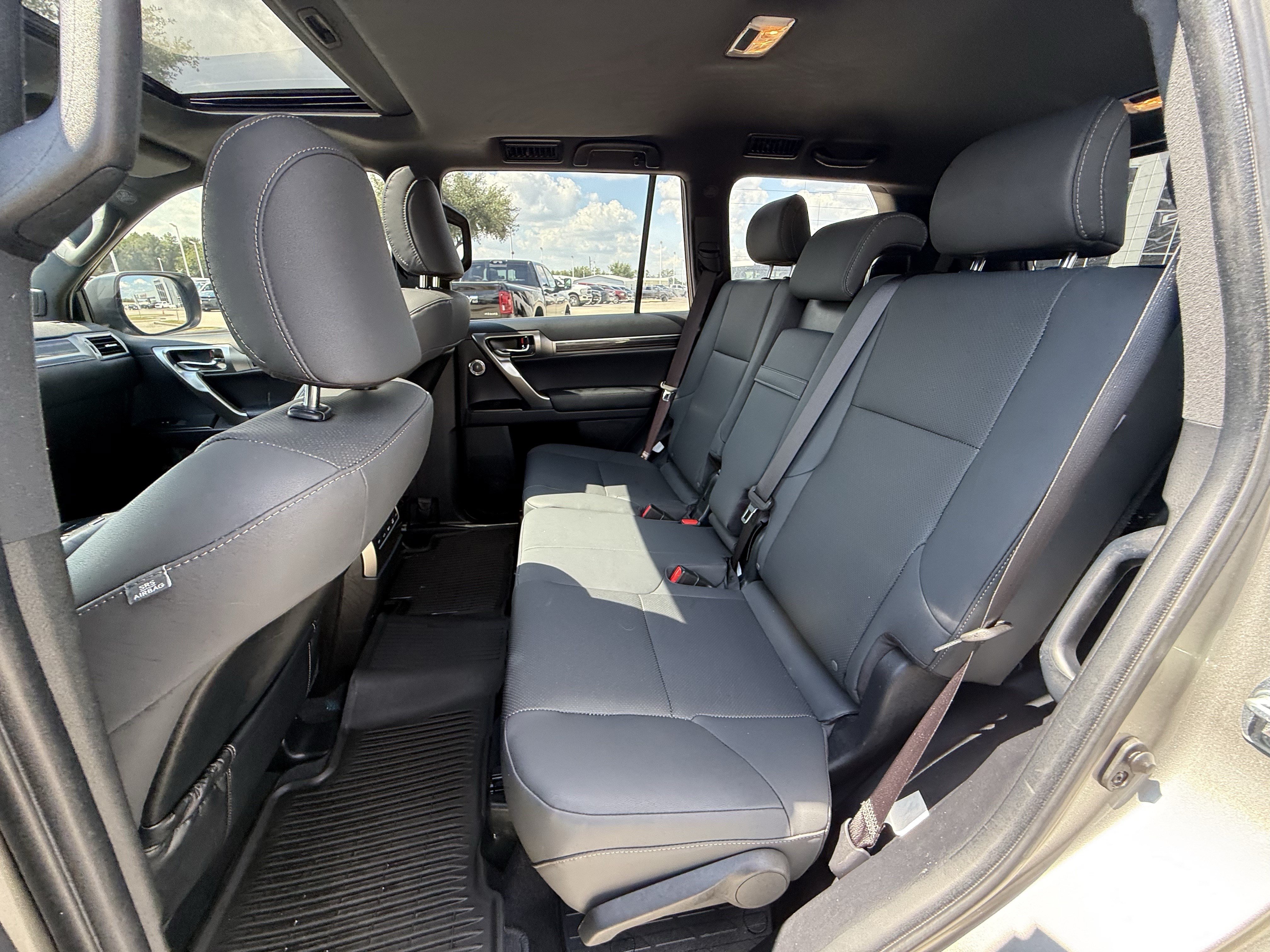 Used 2023 Lexus GX 460 Premium w/ Premium Plus Package AWD/4WD image 32