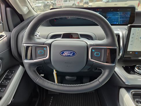 New 2026 Ford Expedition Platinum w/ Driver's Package image 12