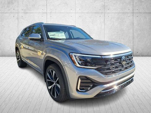Used 2026 Volkswagen Atlas Cross Sport SEL Premium R-Line AWD/4WD image 7