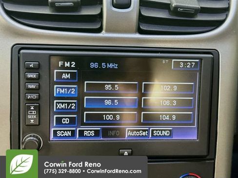Used 2005 Chevrolet Corvette Coupe w/ Preferred Equipment Group RWD image 17