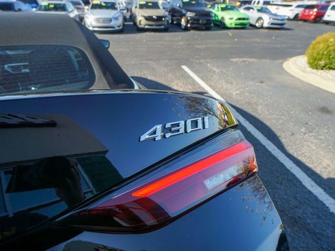 Used 2021 BMW 430i Convertible image 2