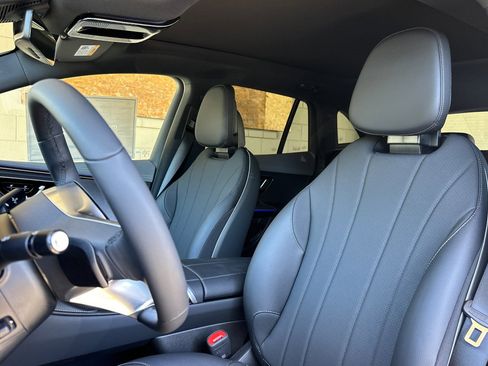 New 2026 Mercedes-Benz EQE 320 4MATIC SUV image 19