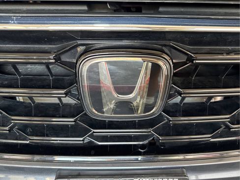 Used 2023 Honda CR-V EX image 25