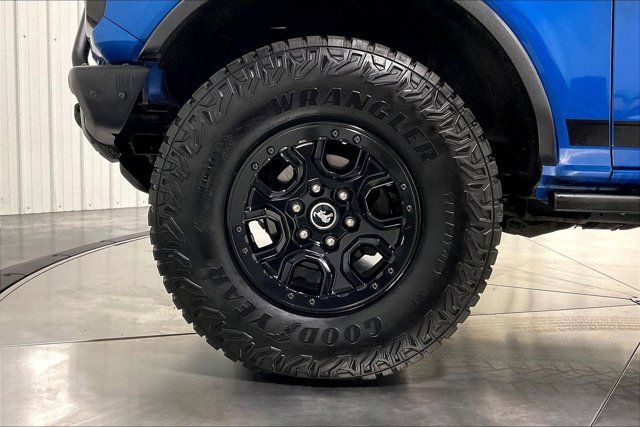 Used 2024 Ford Bronco Wildtrak AWD/4WD image 9