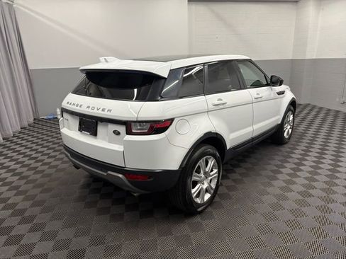 Used 2017 Land Rover Range Rover Evoque SE AWD/4WD image 8