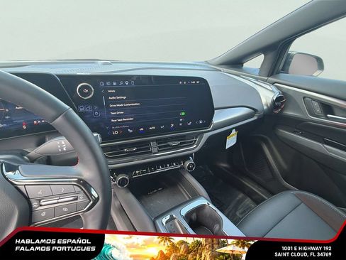 Used 2026 Chevrolet Equinox EV RS AWD/4WD image 21