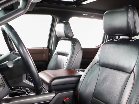 Used 2023 Ford F150 Lariat w/ Equipment Group 502A High image 27