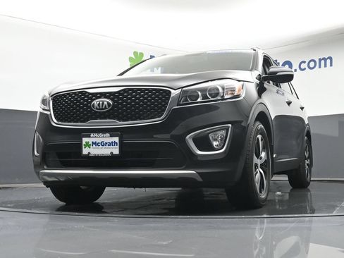 Used 2017 Kia Sorento EX AWD/4WD image 7