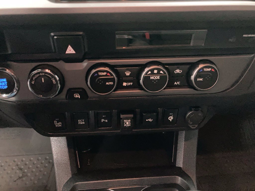 Used 2023 Toyota Tacoma TRD Sport w/ Technology Package AWD/4WD image 30