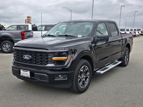 Used 2025 Ford F150 STX w/ Equipment Group 200A RWD image 3