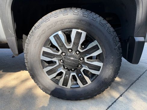 New 2026 GMC Sierra 2500 Denali Ultimate AWD/4WD image 38