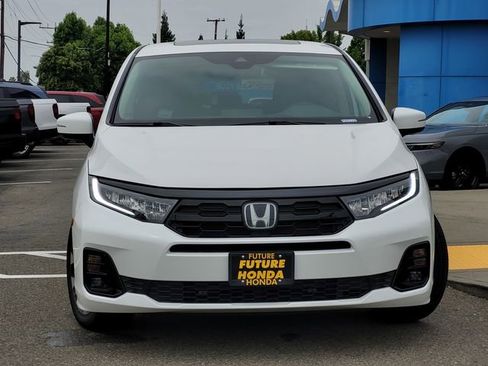 New 2026 Honda Odyssey Elite image 2