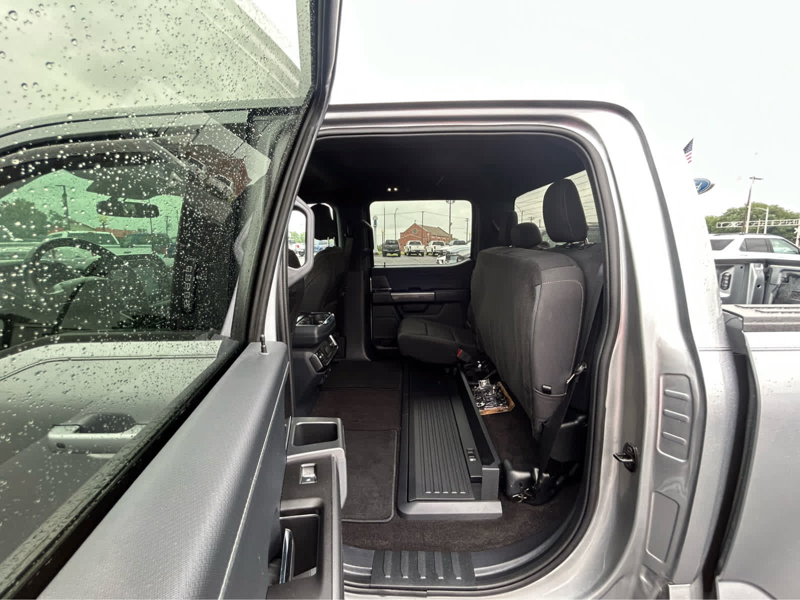 Used 2022 Ford F150 XLT w/ Equipment Group 302A High AWD/4WD image 11
