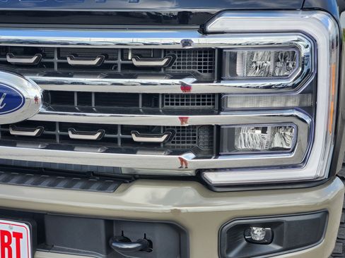 New 2026 Ford F250 King Ranch w/ Tremor Off-Road Package AWD/4WD image 5