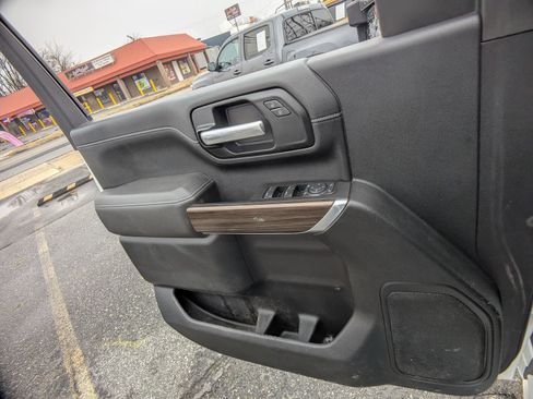 Used 2021 Chevrolet Silverado 2500 LT w/ Convenience Package AWD/4WD image 25