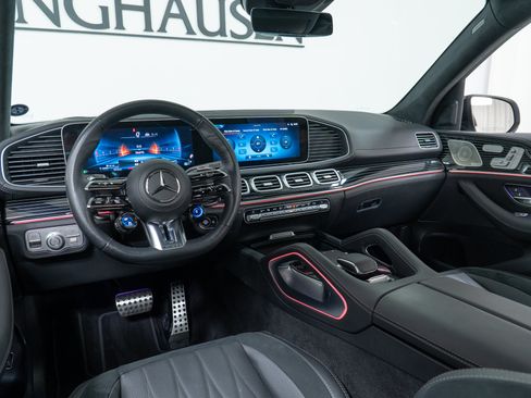 Certified 2025 Mercedes-Benz GLS 63 AMG 4MATIC image 16