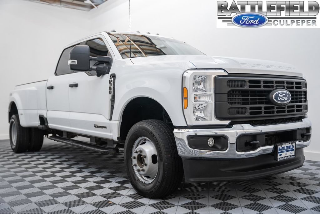 Used 2024 Ford F350 XL w/ 360-Degree Camera Package AWD/4WD image 1